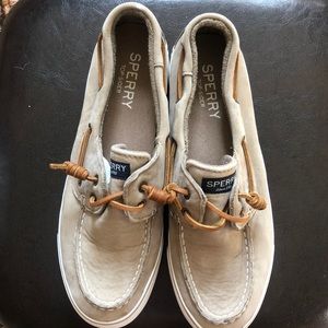 Tan Leather Sperry boat shoes 8.5